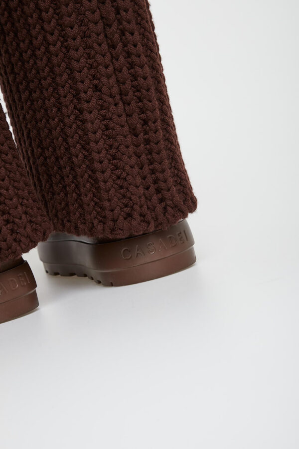48b9edfded65fc7404bdcfc41dab26397c0dcaf3 Śniegowce damskie zamszowe CASADEI