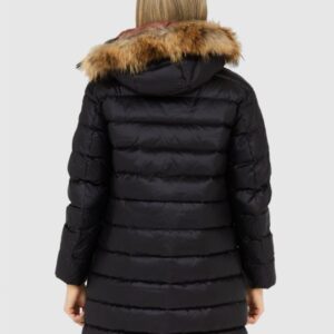 50c1592e74211ce09a710b3689b50b4d6af628e0 BLAUER Czarna kurtka puchowa damska z odpinanym futrem jenota