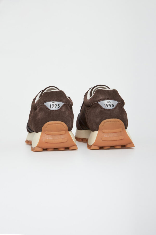 533b2c9a8680a718e9688bf96c9b6dd43101211e Sneakersy męskie skórzane LIU JO