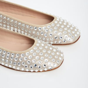 53c3396fb0eb41620c5d66c495da931ecf2c358a Baleriny skórzane z cyrkoniami CESARE CASADEI