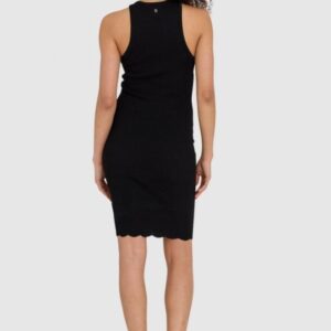 59e162b8379d03b0965b59e2b1ba3ef491292622 GUESS Czarna damska sukienka dzianinowa