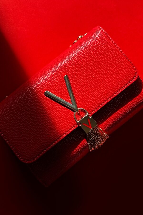 VALENTINO Czerwona kopertówka Divina