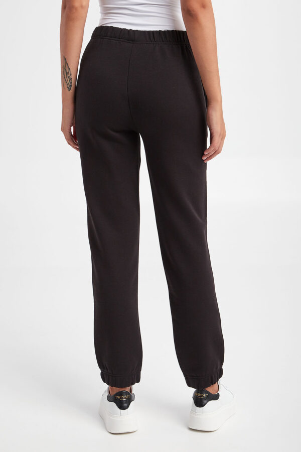 5dd38344ad8f87f493b4e168935996a076f5ad33 Spodnie dresowe damskie CHIARA FERRAGNI