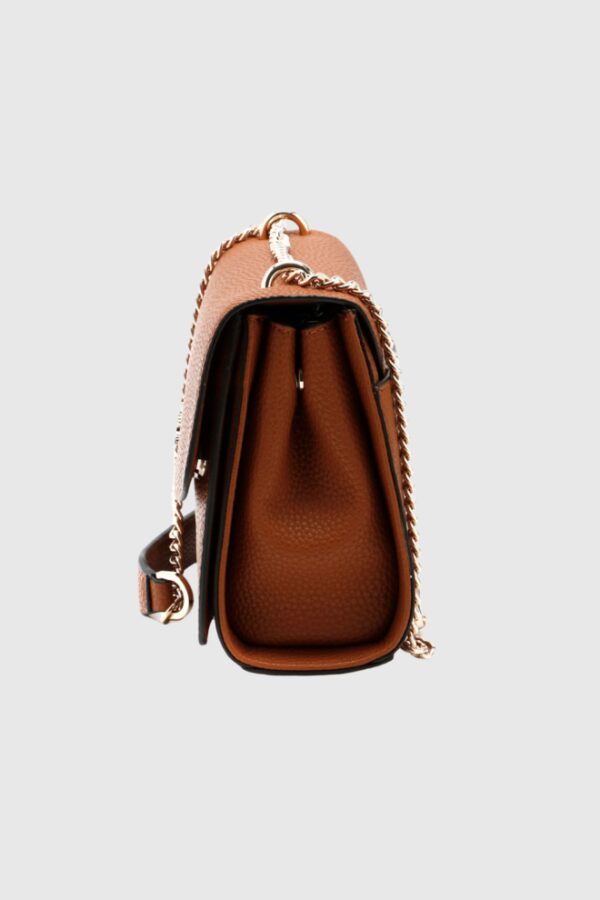 GUESS Brązowa kopertówka damska Calista