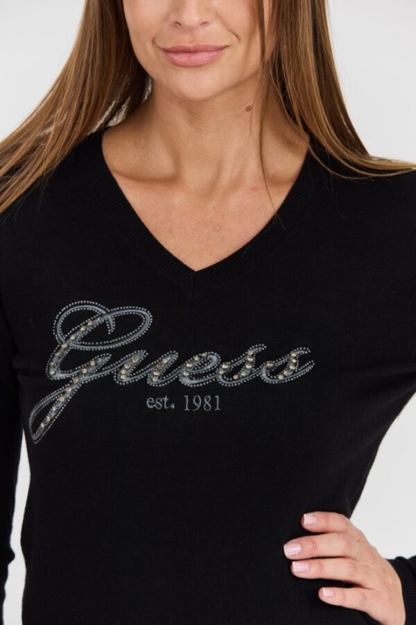 60bf876ab2dbb3cb31b3a2f51a66045f61535ced GUESS Czarny damski sweter Saige Logo Vn Ls Swtr