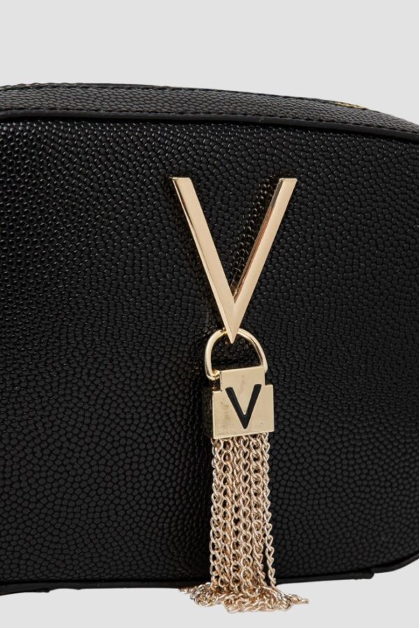 VALENTINO Czarna torebka ze złotymi okuciami Divina Camera Bag