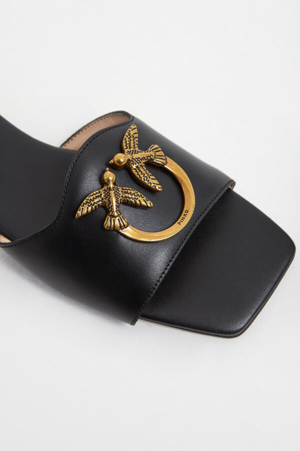 705bf5d9f8fde02634d7cc16cc41576664cdc299 Klapki damskie skórzane Marli PINKO