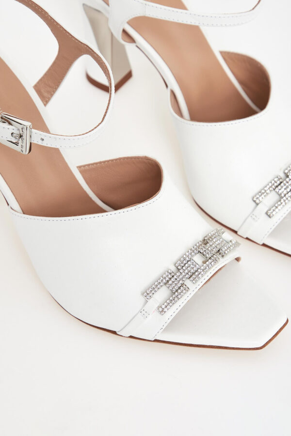 7605b8dcbf0bb415592f9f474c516690437cf0f6 Sandały damskie na obcasie BALDININI