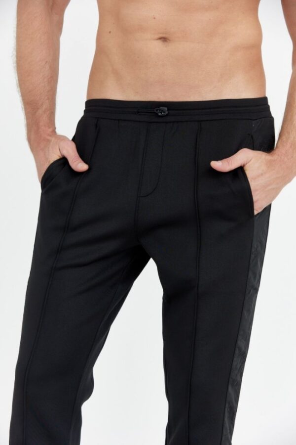 LA MARTINA Czarne męskie spodnie dresowe z lampasami