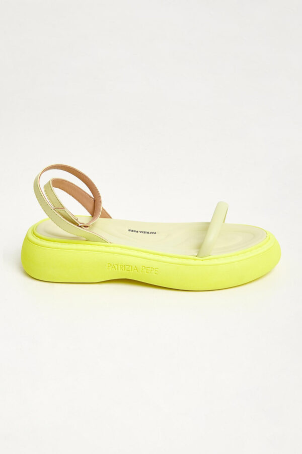 7742cdde7132b0102f106e14669a3f7c73960052 Sandały damskie PATRIZIA PEPE