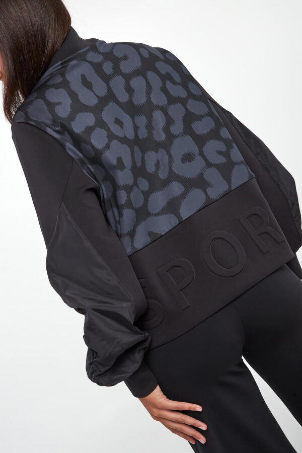 77fd13f2fc2af6bfac00e3ae9c28bbc46964383a Bluza damska ze wzorem SPORTA