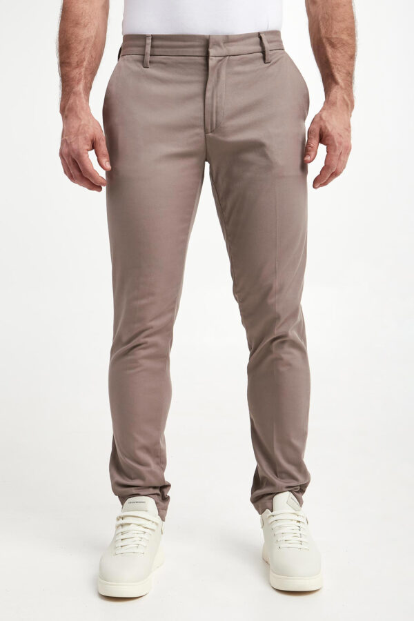 7958da2ff9f4b6f8153667d3e933fdb7b57128c9 Spodnie męskie EMPORIO ARMANI