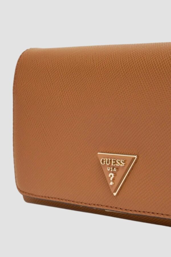 GUESS Brązowy portfel na łańcuszku Noelle II Mini