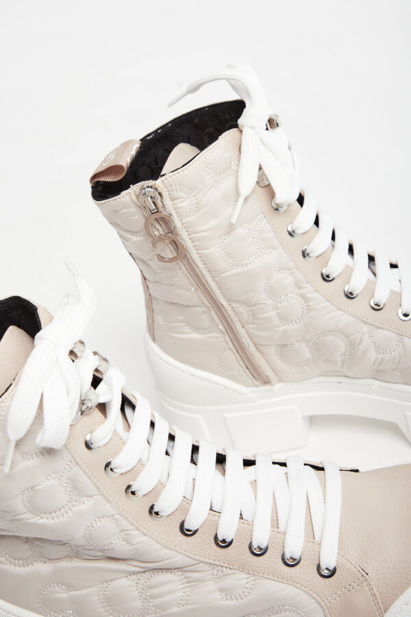 7a4ee885f7fa50ff63249a490c7d92a5654dc5c6 Trapery CESARE CASADEI