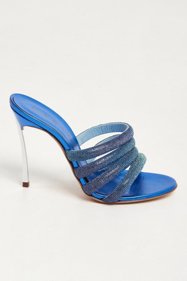 7b74bf422bc0614ea7d46e4d502e51015c85be74 Klapki damskie na szpilce CASADEI