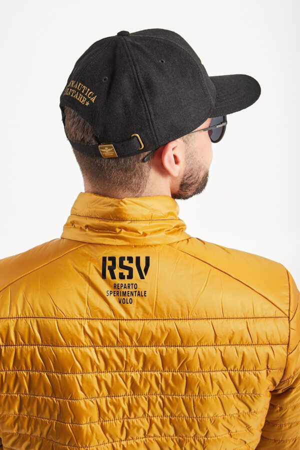 7bee4f6bd2796d262bce703be90792860da0c62b CZAPKA Z DASZKIEM AERONAUTICA MILITARE