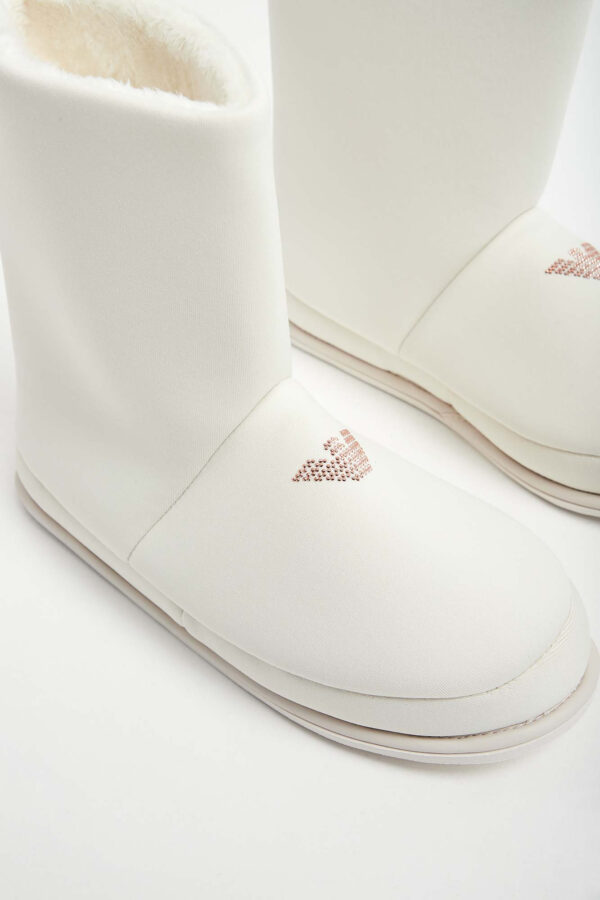 7d52d16e0cce24bb61b4e169941e6b4083da5dbd Kapcie damskie EMPORIO ARMANI