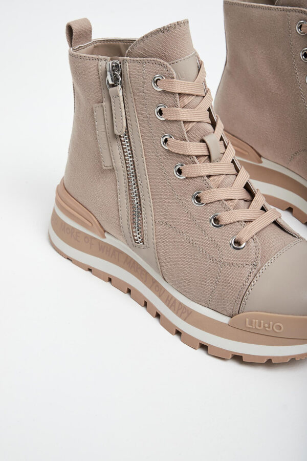 84ee2ede506cd08ed72f8cb87fef6736c851bcad Sneakersy damskie skórzane LIU JO