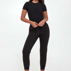 8a1a7d5786a97ffbd0621d858c006309375d1beb T-shirt damski logowany DKNY