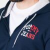 TOMMY JEANS Granatowa bluza męska na zamek z dużym logo