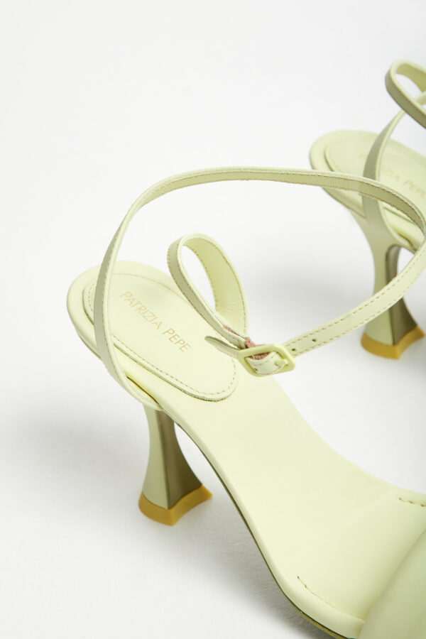 8b9de736200c79376b43c4b5318e2a47334fdc14 Sandały damskie skórzane PATRIZIA PEPE