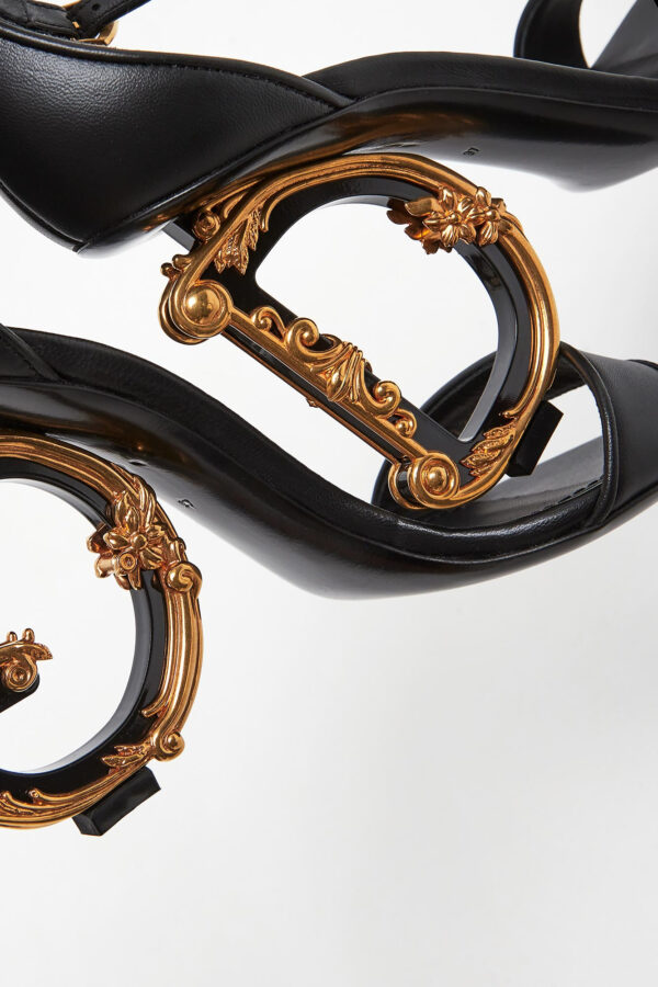 8ebf3110df6b028c0873d66ba93b8c97634a1210 Szpilki skórzane DOLCE & GABBANA