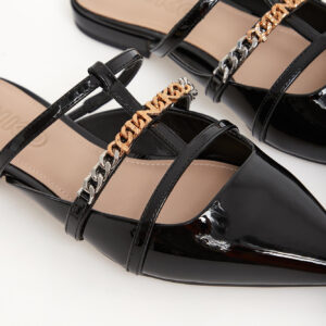 Klapki damskie z lakierowanej skóry PINKO