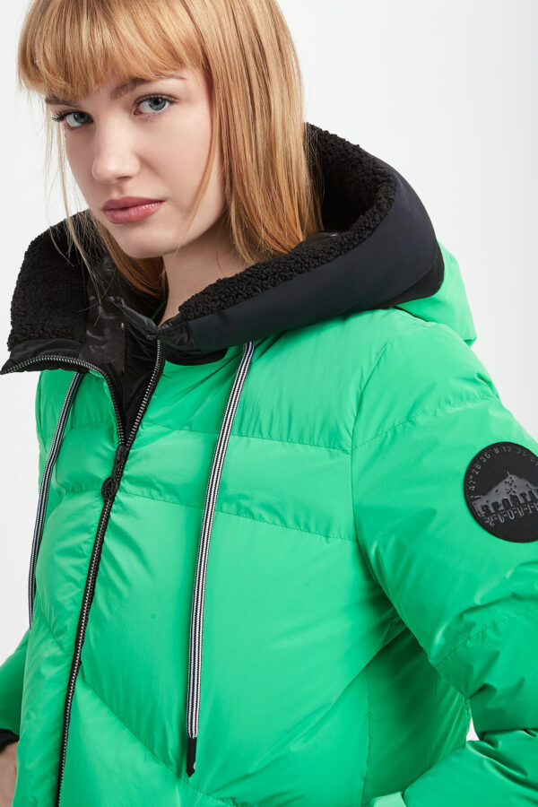 Kurtka damska puchowa SPORTA