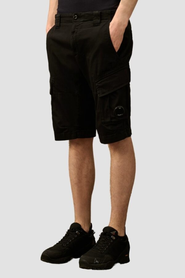 C.P. COMPANY Czarne męskie spodenki Bermudy-Cargo, Rozmiar 48