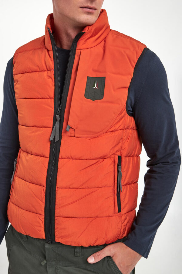 910dcae37dc6679742228ae94b7b888fb486feb8 Kamizelka męska pikowana AERONAUTICA MILITARE