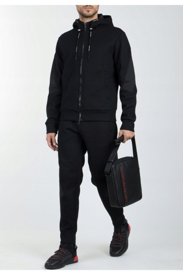 91c2d5eb0efa2c7681777be69bbb2c933d90f310 EMPORIO ARMANI Spodnie dresowe męskie