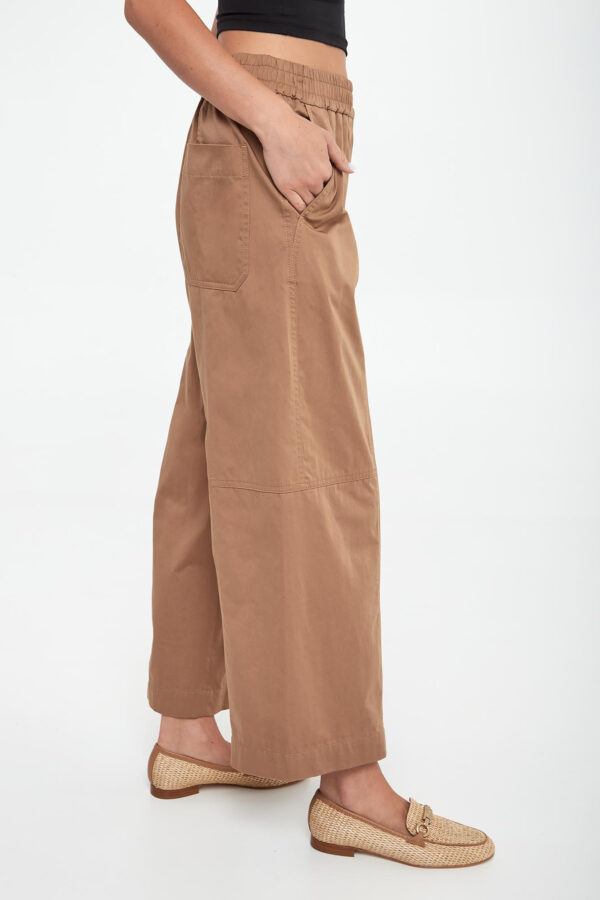 979a556f869281b065721466f07de80f10624b33 Spodnie damskie Milva WEEKEND MAX MARA