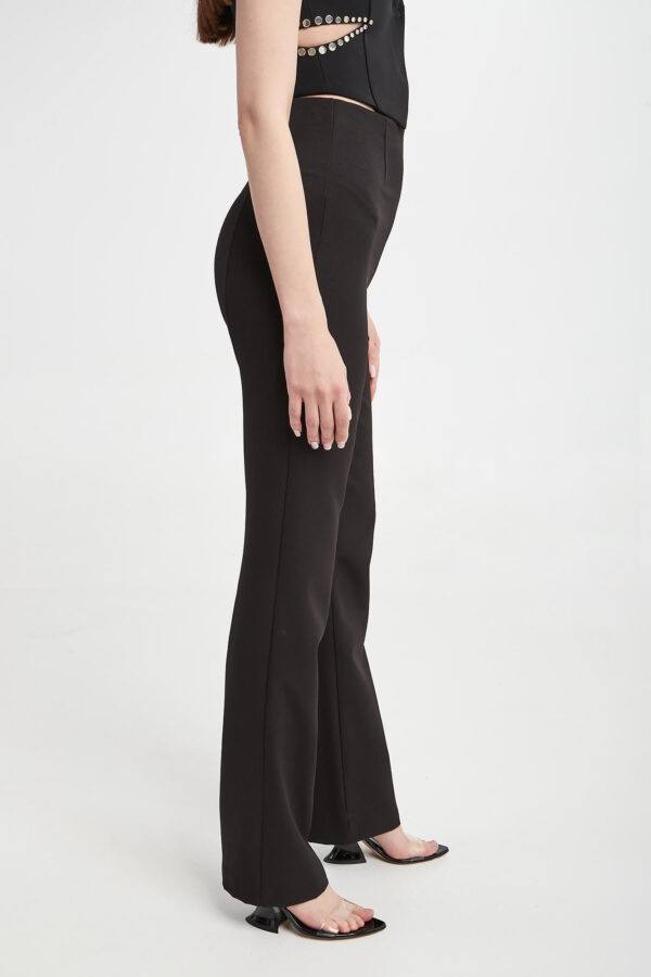 9db66bea51b8b1d91ce1751052fe8bf2d9f60d84 Spodnie damskie PATRIZIA PEPE