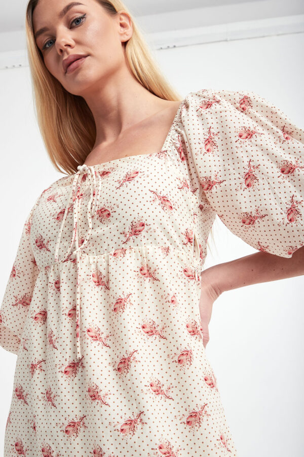 a0c86f0eed3b36f35422187ca85c535c669539b5 Sukienka w kwiaty NOTES DU NORD