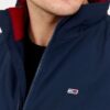TOMMY JEANS Granatowa męska kurtka przejściowa z drobnym logo