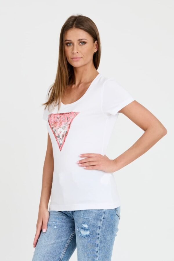 GUESS Biały damski t-shirt Satin Triangle Tee