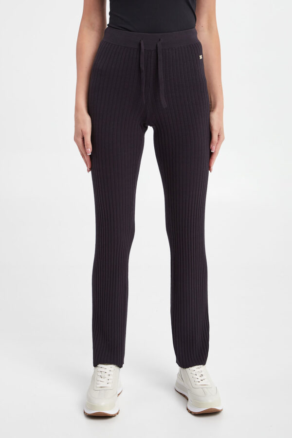 ab3921a26fddae56d08957b9493024f118f5d6a7 Spodnie JOOP!