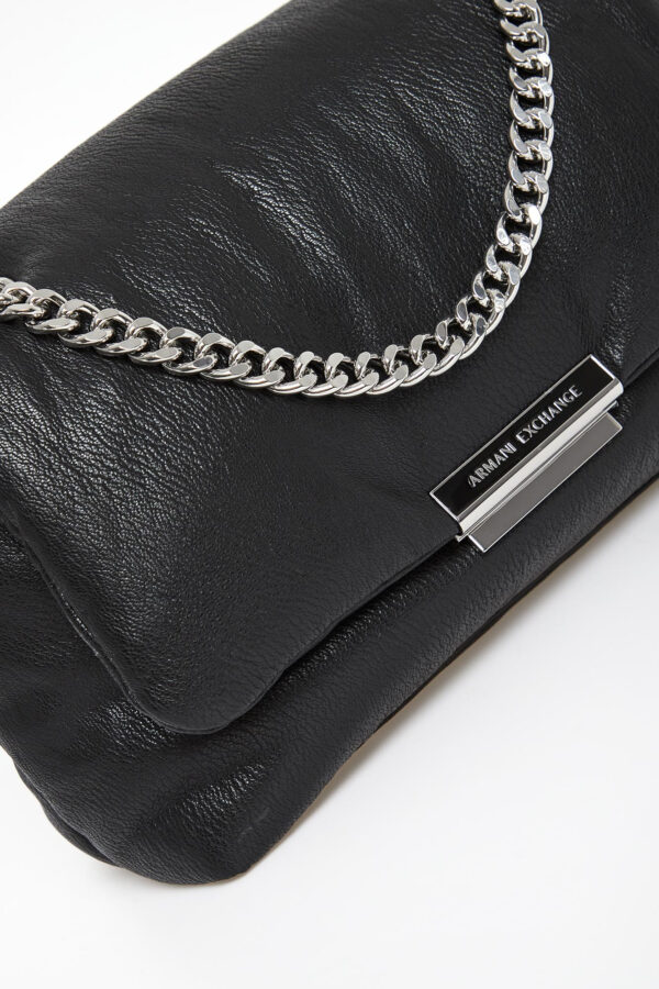 afc8726cc169a14af716a5d4aba9a2d1653edb56 Torebka listonoszka ARMANI EXCHANGE