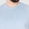 GUESS Błękitny t-shirt męski z wytłaczanym logo