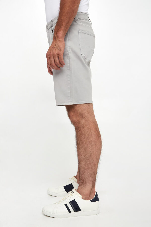 b184afc6079edcd7ff45b1ef9d1fc5722aa6a999 Szorty jeansowe męskie ARMANI EXCHANGE