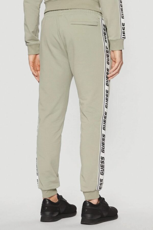 GUESS Zielone męskie spodnie dresowe z lampasami New Arlo