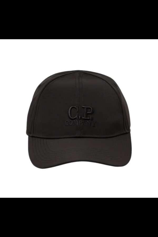 C.P. COMPANY Czarna atlasowa czapka z daszkie