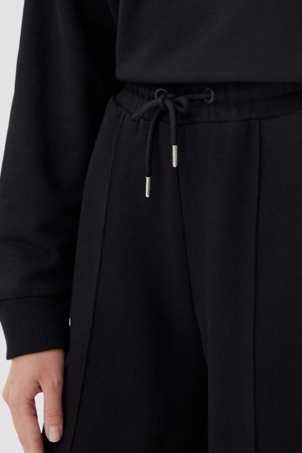 GUESS Czarne dresowe spodnie damskie Primula
