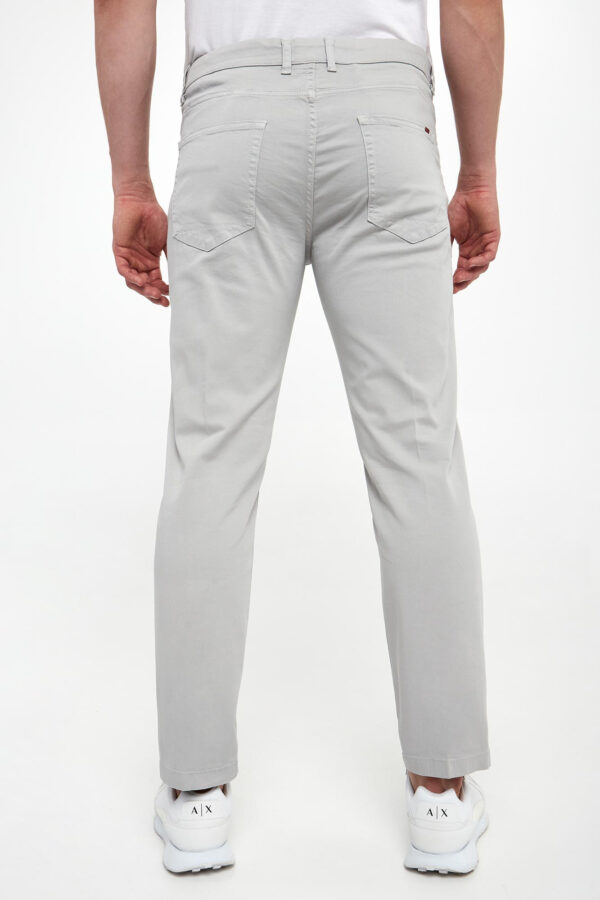 c35086d3480a3c3702733e2d2a2cc59d288c8fa5 Spodnie męskie jeansowe LIU JO