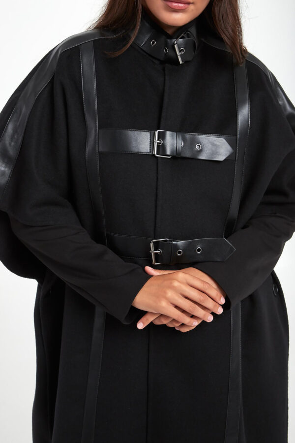 c3b28ddd959c6a3eb7f4356d268923ae9a6debe6 Ponczo damskie wełniane TWINSET