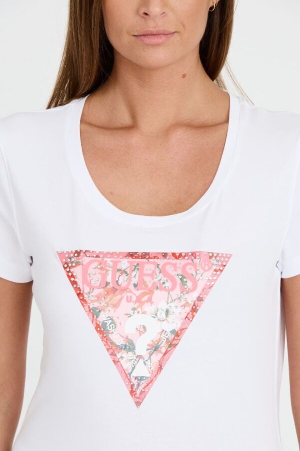 GUESS Biały damski t-shirt Satin Triangle Tee