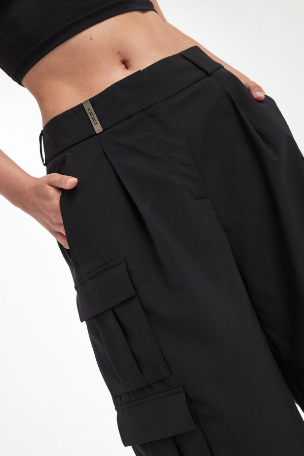 Bermudy damskie wełniane PESERICO