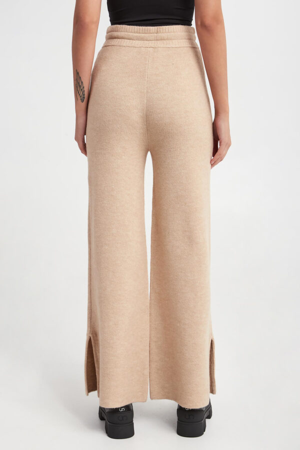 cca3d9d19e8f45c63cf68a608cbf7dc0515bae58 Spodnie damskie PATRIZIA PEPE