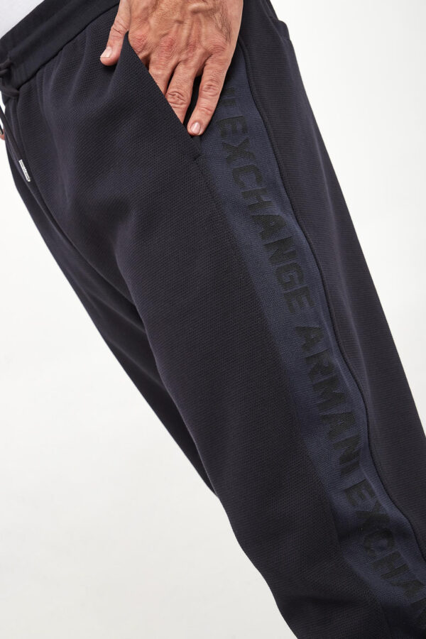 cd233aaf70ab155579a26941aeee16d308e23bb8 Spodnie dresowe męskie ARMANI EXCHANGE