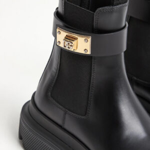 cd999651b162220fc8213836cdbd6c46afdf18a3 Trapery damskie DOLCE & GABBANA